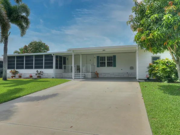 1033 Wren Circle, Barefoot Bay, FL 32976