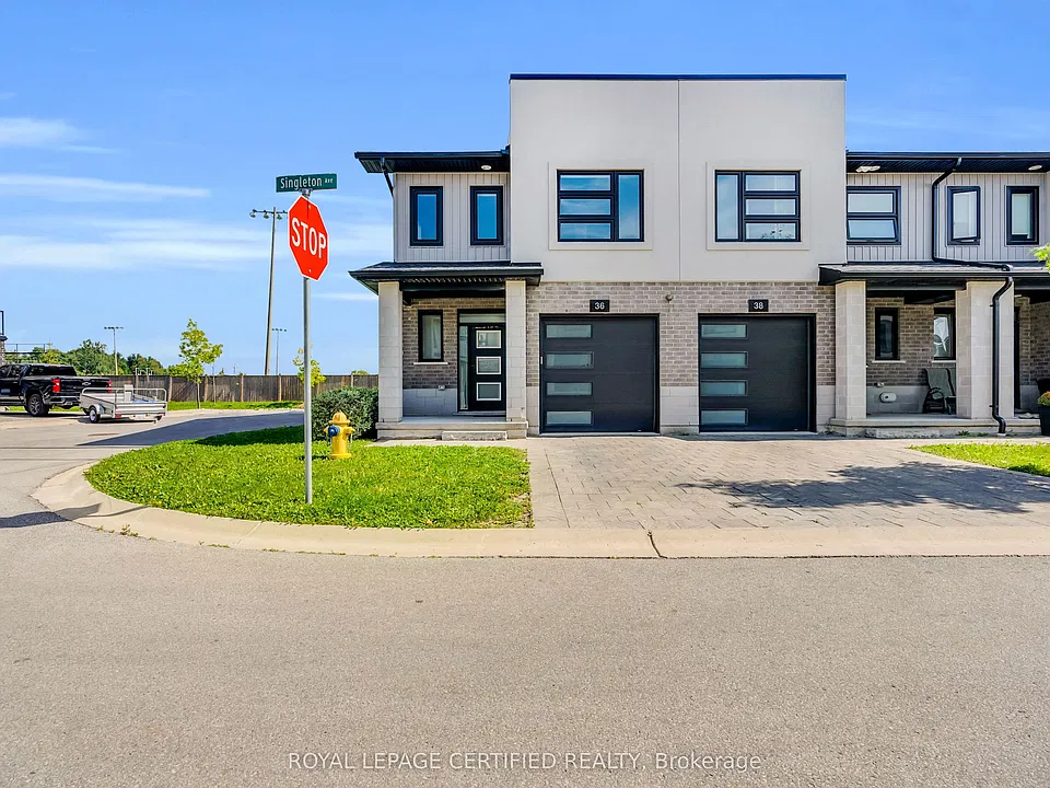 3380 Singleton Ave #36