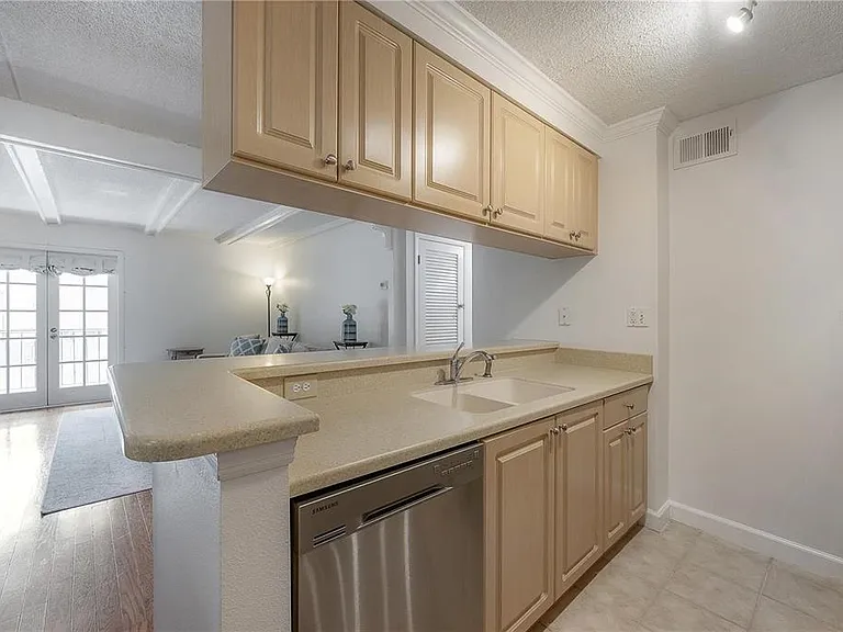 107 S Obrien St #218 — Photo 5