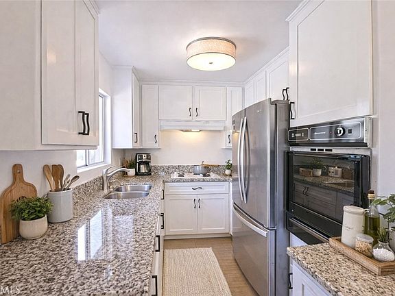 2nd image of 1436 S Bedford St APT 3