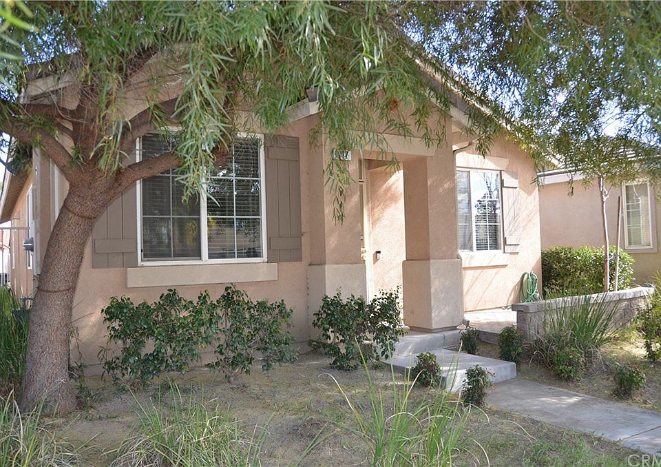1st image of 447 N Palm Ave