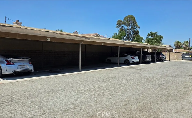 9125 Pepper Ave #STD — Photo 4