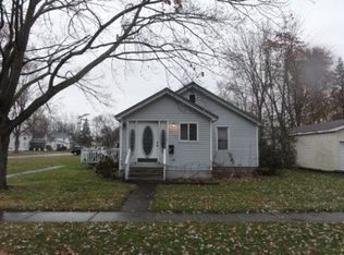 534 Howard St, Algonac, MI 48001