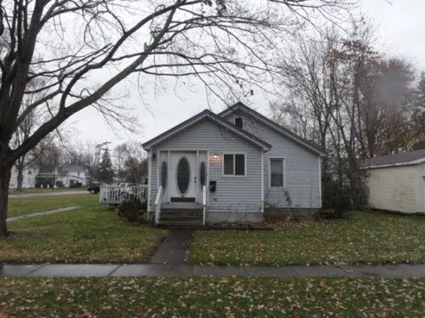 534 Howard St, Algonac, MI 48001