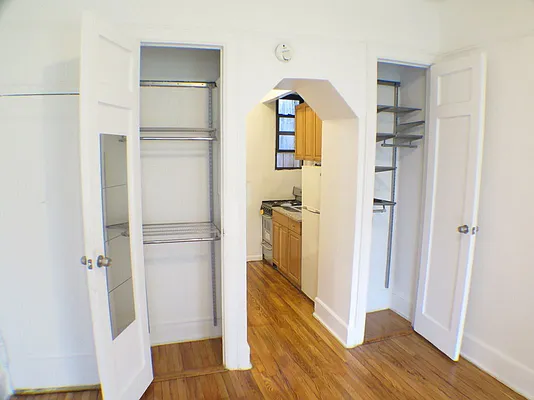 Rented by Manhattan Flats | media 5