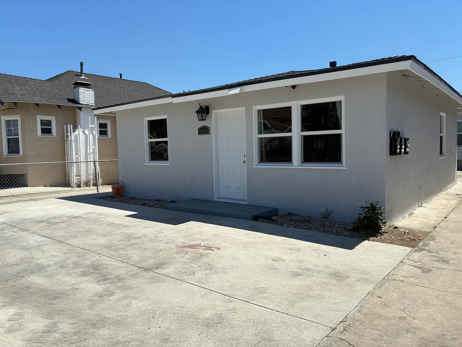 2 bed, 825 sqft, $3,000 — Photo 3