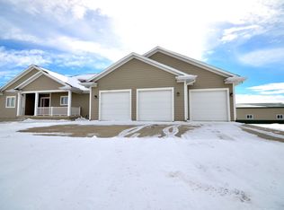 29698 190th St, Reinbeck, IA 50669