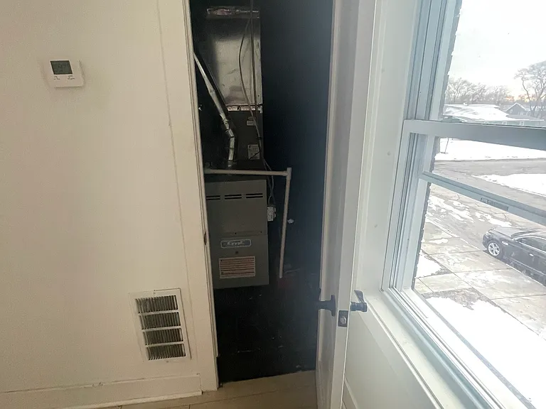 2385 Washington St #4 — Photo 32