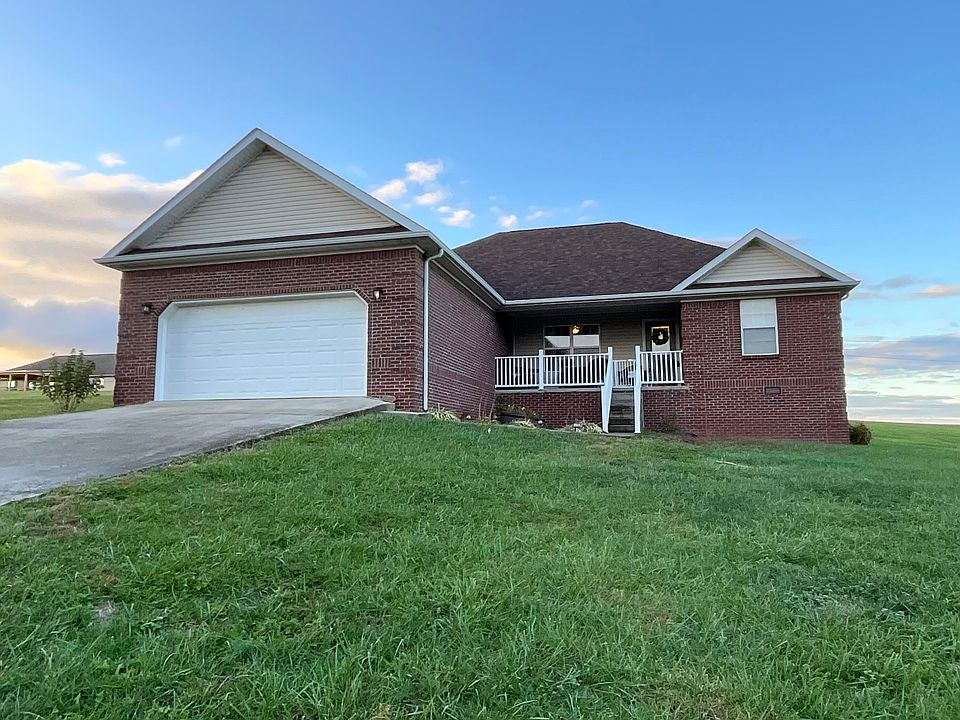 1st image of 74 W Cherry Dr
