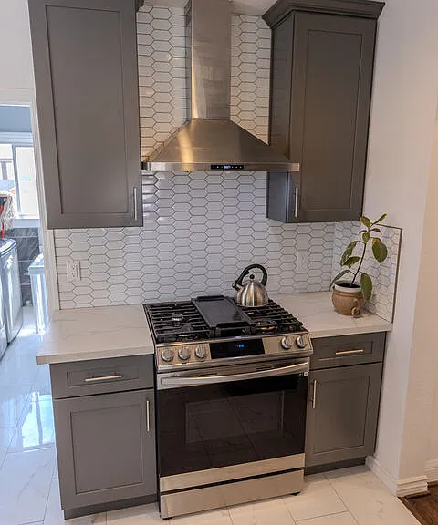1067 S Sycamore Ave — Photo 28