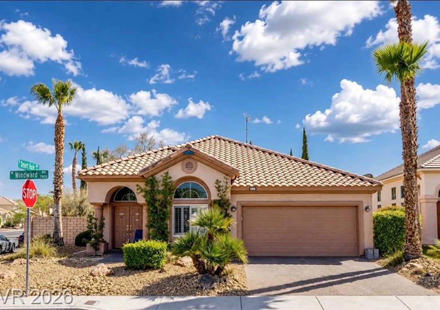 Single Story Home with Pool!! Must See! — Photo 1