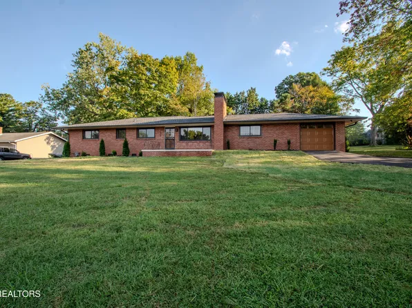7020 Downing Dr, Knoxville, TN 37909
