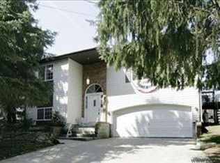 1136 10th St, Martin, MI 49070