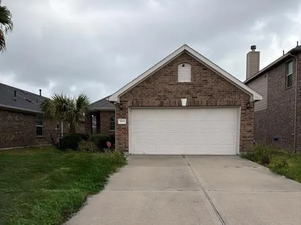 5211 Lagoon Ct, Bacliff, TX 77518