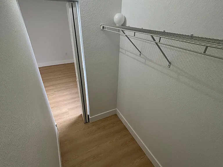 16946 SW 90th Ter — Photo 12