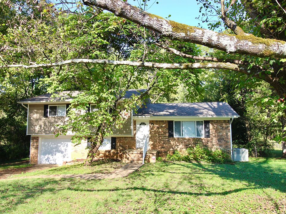 1st image of 6024 Hillcrest Dr