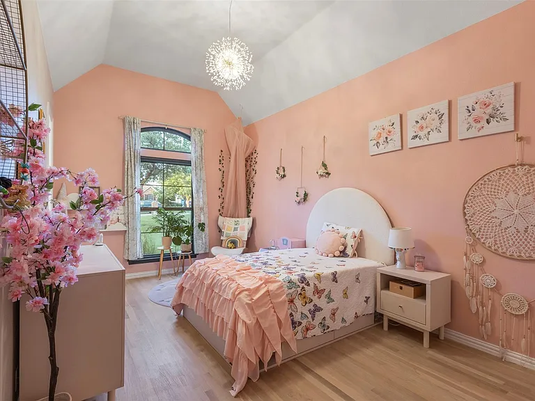 1504 Brook Ln — Photo 24