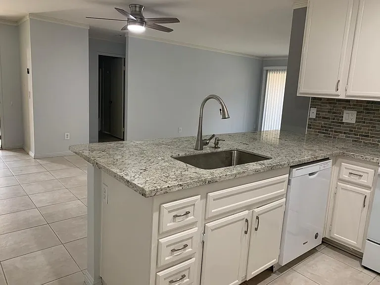 7701 Caminito Leon #101 — Photo 4