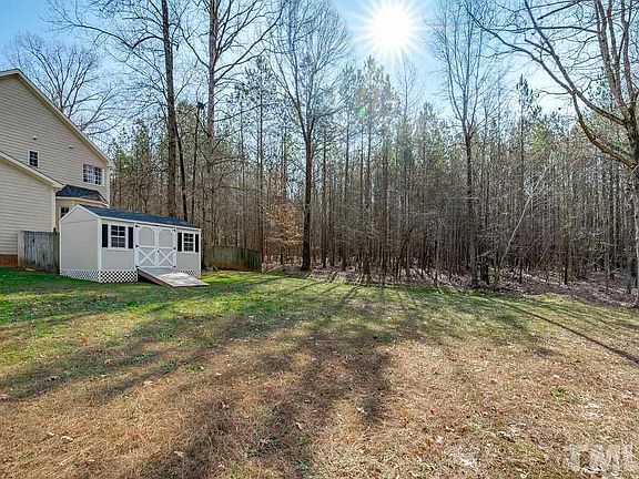 5th image of 565 Timberknoll Ln