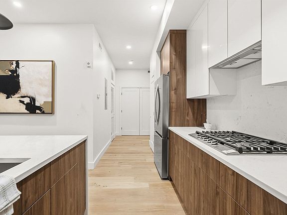 4th image of 47 Condor St #302