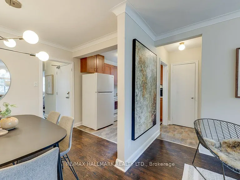 225 Woodville Ave #MAIN — Photo 8