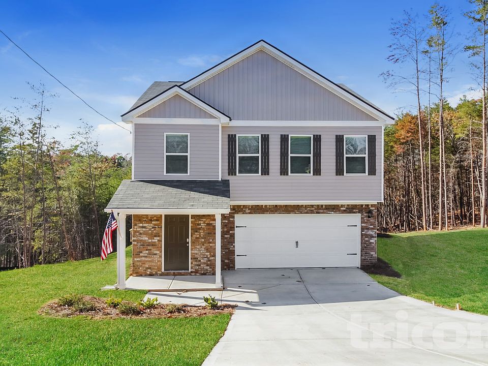 1st image of 561 Fairview Oak Pl