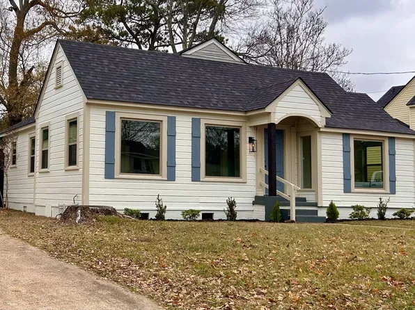 208 Smith St, Henderson, TX 75654