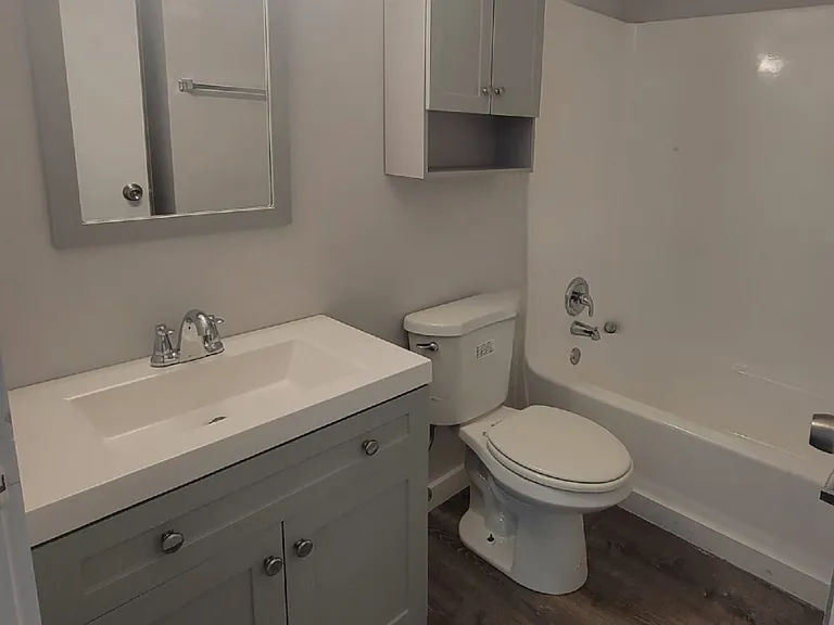 Mango Way Apartments — Photo 6