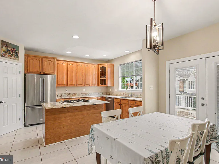 15812 Ibsen Pl — Photo 10
