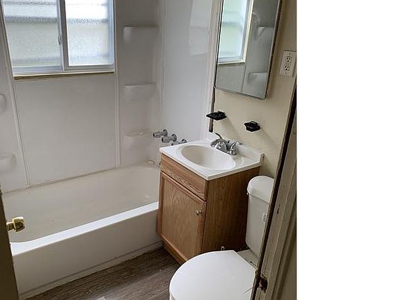 5th image of 20474 Gallagher St