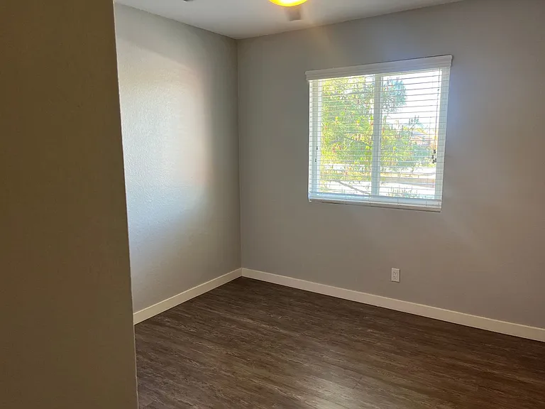 Corona Pointe Resort — Photo 194
