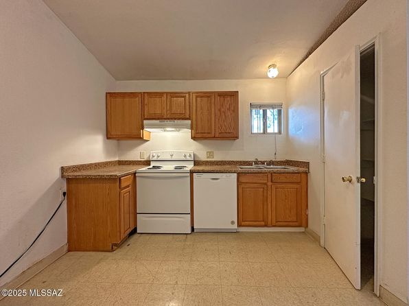 tucson-arizona-87925276 picture