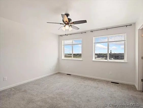 1560 Danny Pl — Photo 18
