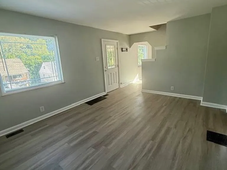 357 Riddle Pl — Photo 4