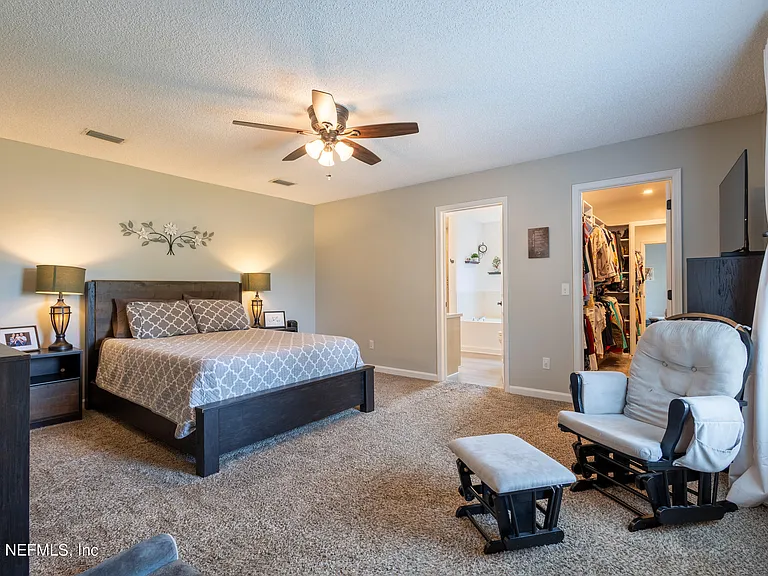 4610 Saddlehorn Trl — Photo 17