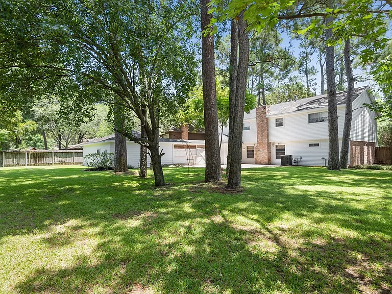 8218 Oak Moss Dr — Photo 6