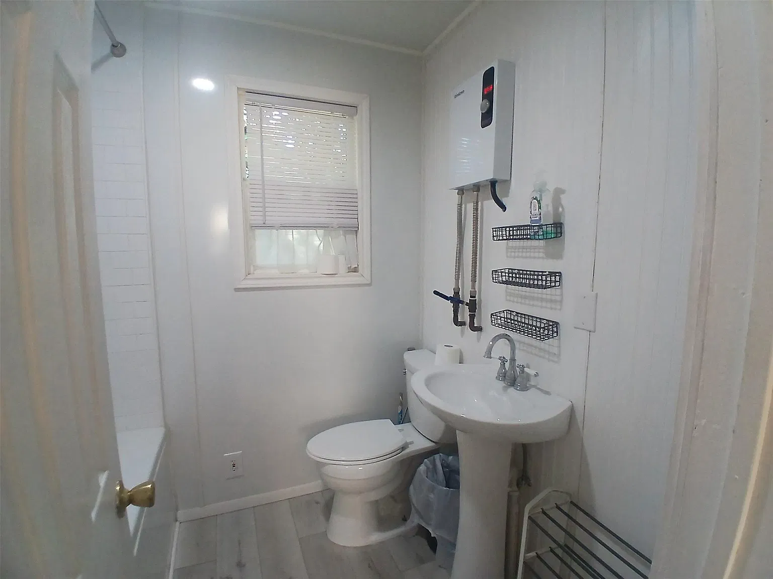 1 bed, 1.0 bath, 588 sqft, $750 — Photo 4