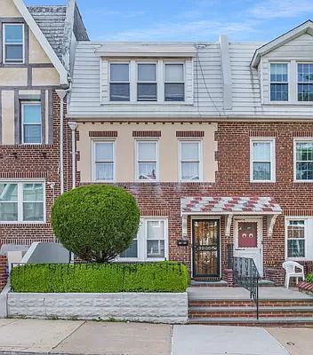 1st image of 20-48 32nd St