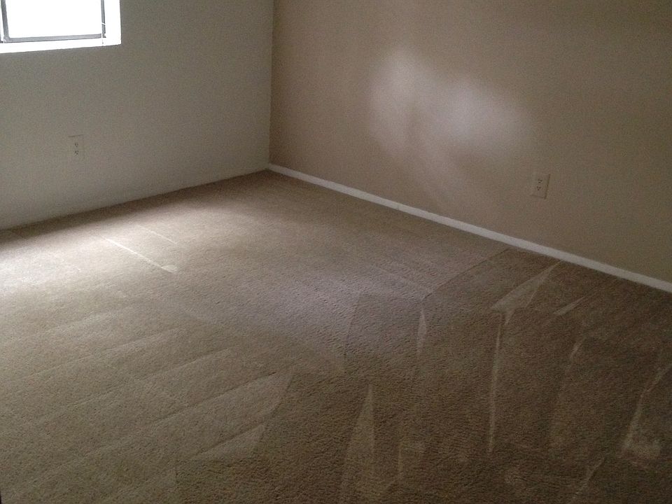 1st image of 7431 Holly Hill Dr APT 131