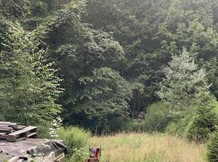 136 Podunk Rd, Sturbridge, MA 01566