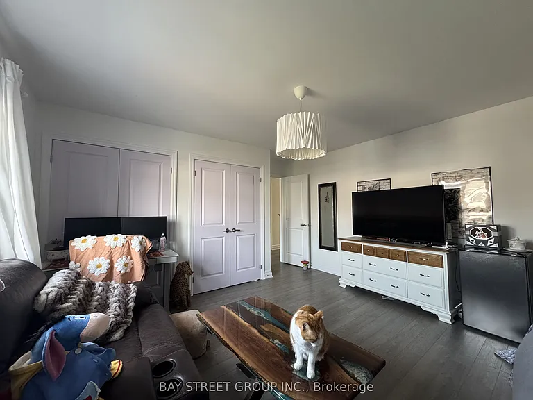51 Dominion Cres — Photo 20