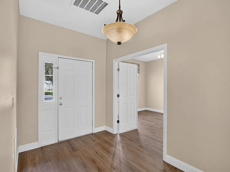 5605 Hawklake Rd — Photo 6
