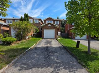 100 Whitney Pl, Vaughan, ON L4J 6V4