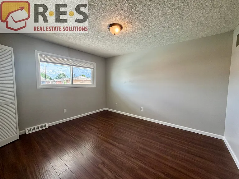 9032 E Lehigh Ave — Photo 10