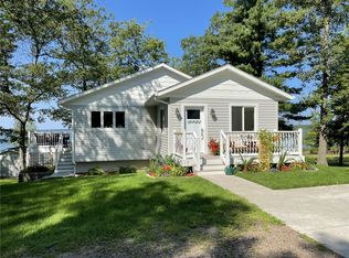 1327 E Lake Dr, Shell Lake, WI 54871