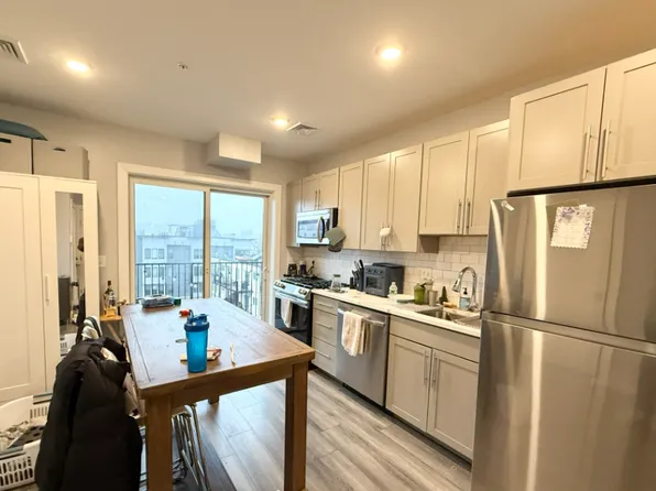 55-57 W 5th St, Boston, MA