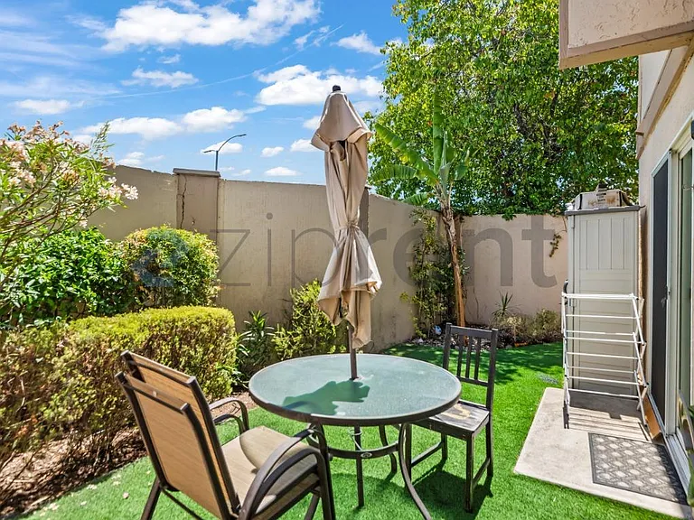 11030 Firethorne Dr — Photo 28