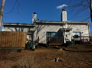 3662 Heathrow Dr, Winston Salem, NC 27127
