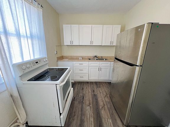 5th image of 316 W Colonial Dr #5
