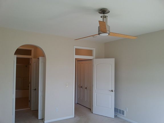 5th image of 2911 N Knightsbridge Cir